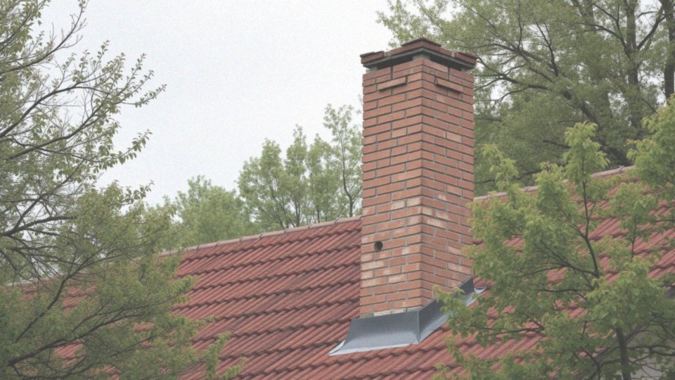 Jakie są normy budowlane dla kominów do pieców węglowych?